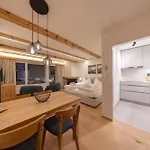 New Premium With Efireplace, Pool & Sauna Apartman
