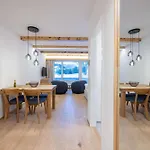 Apartman New Premium With Efireplace, Pool & Sauna St. Moritz