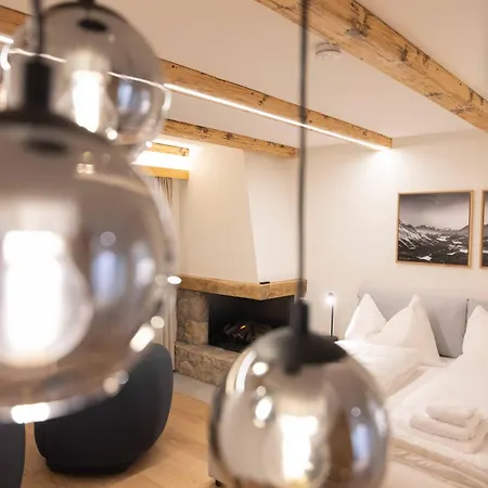 New Premium With Fireplace, Pool & Sauna * Saint-Moritz