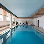 New Premium With Efireplace, Pool & Sauna شقة *