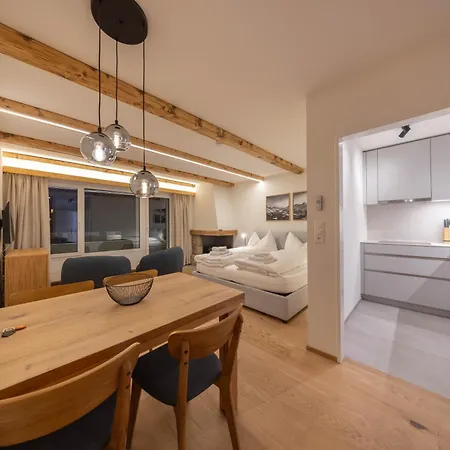 Appartement New Premium With Efireplace, Pool & Sauna *